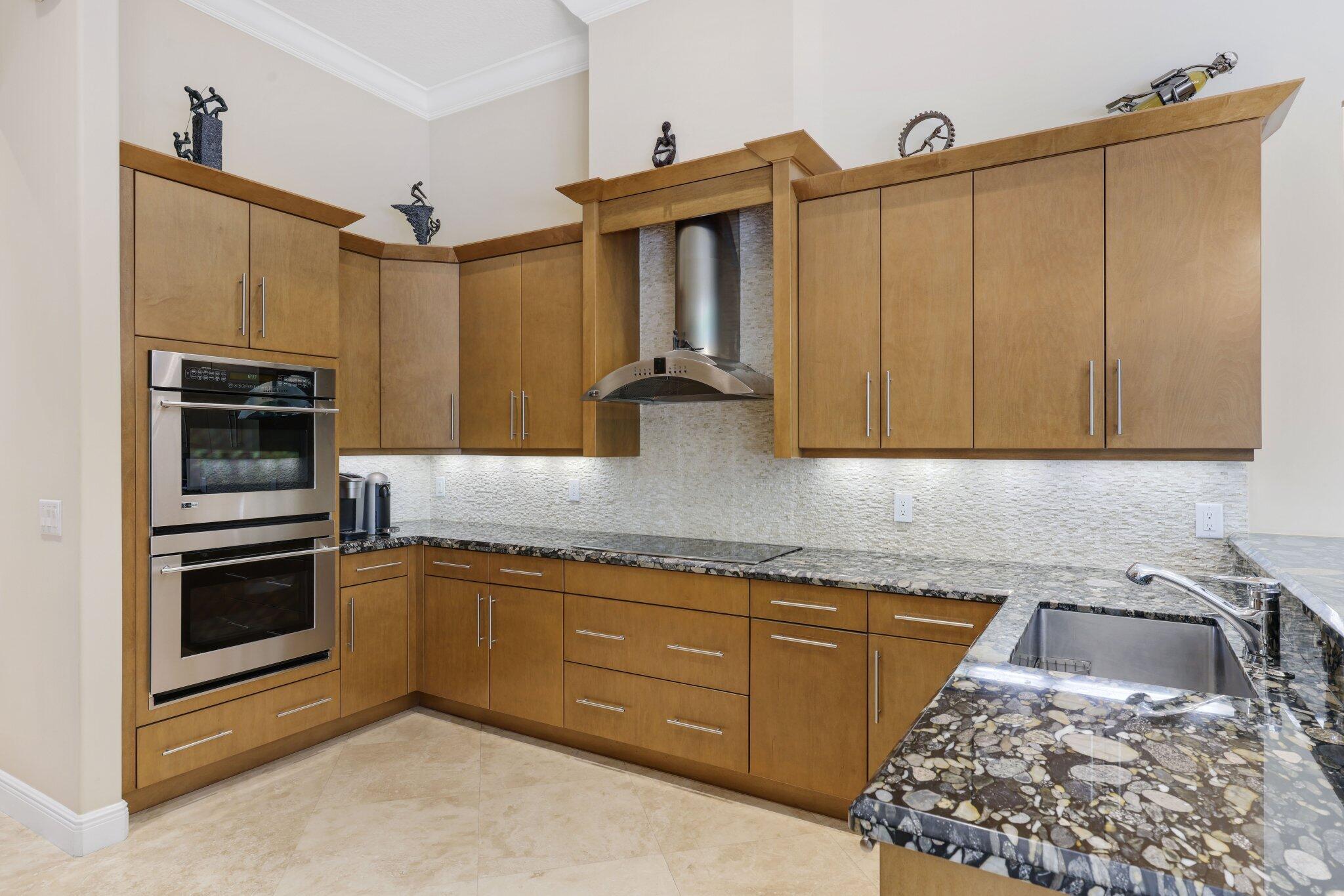 CANYON SPRINGS - Residential