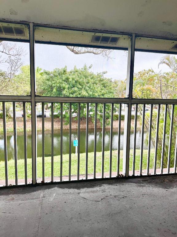 LAURELS AT MARGATE CONDO - Residential