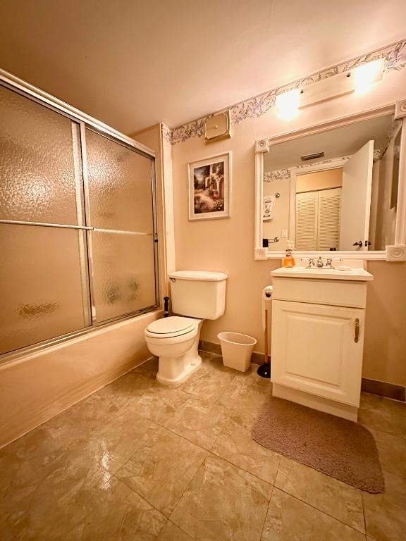 LAURELS AT MARGATE CONDO - Residential