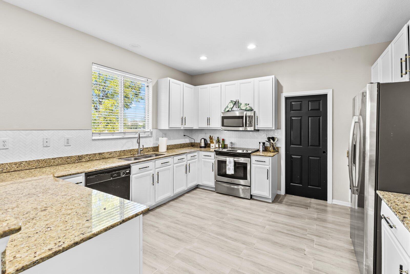 PORT ST LUCIE SECTION 46 1ST REPLAT - Residential