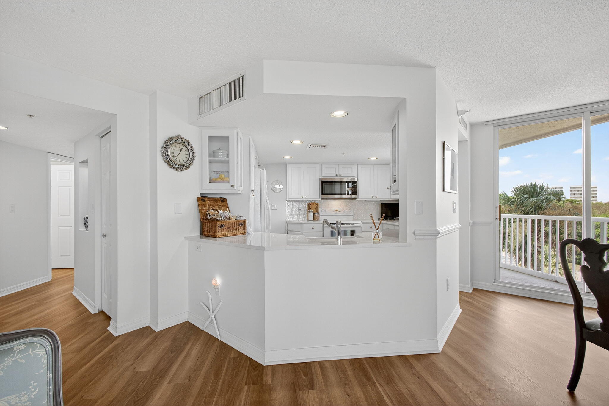 SEAWARD AT ATLANTIC VIEW CONDOMINIUM - Residential