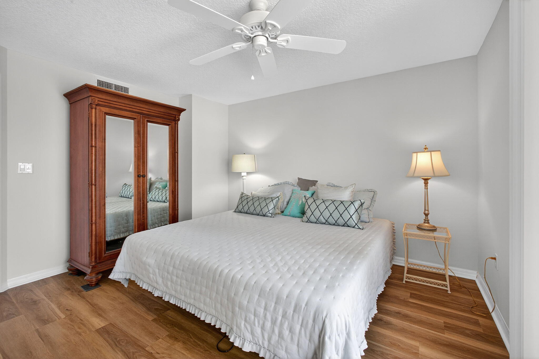 SEAWARD AT ATLANTIC VIEW CONDOMINIUM - Residential