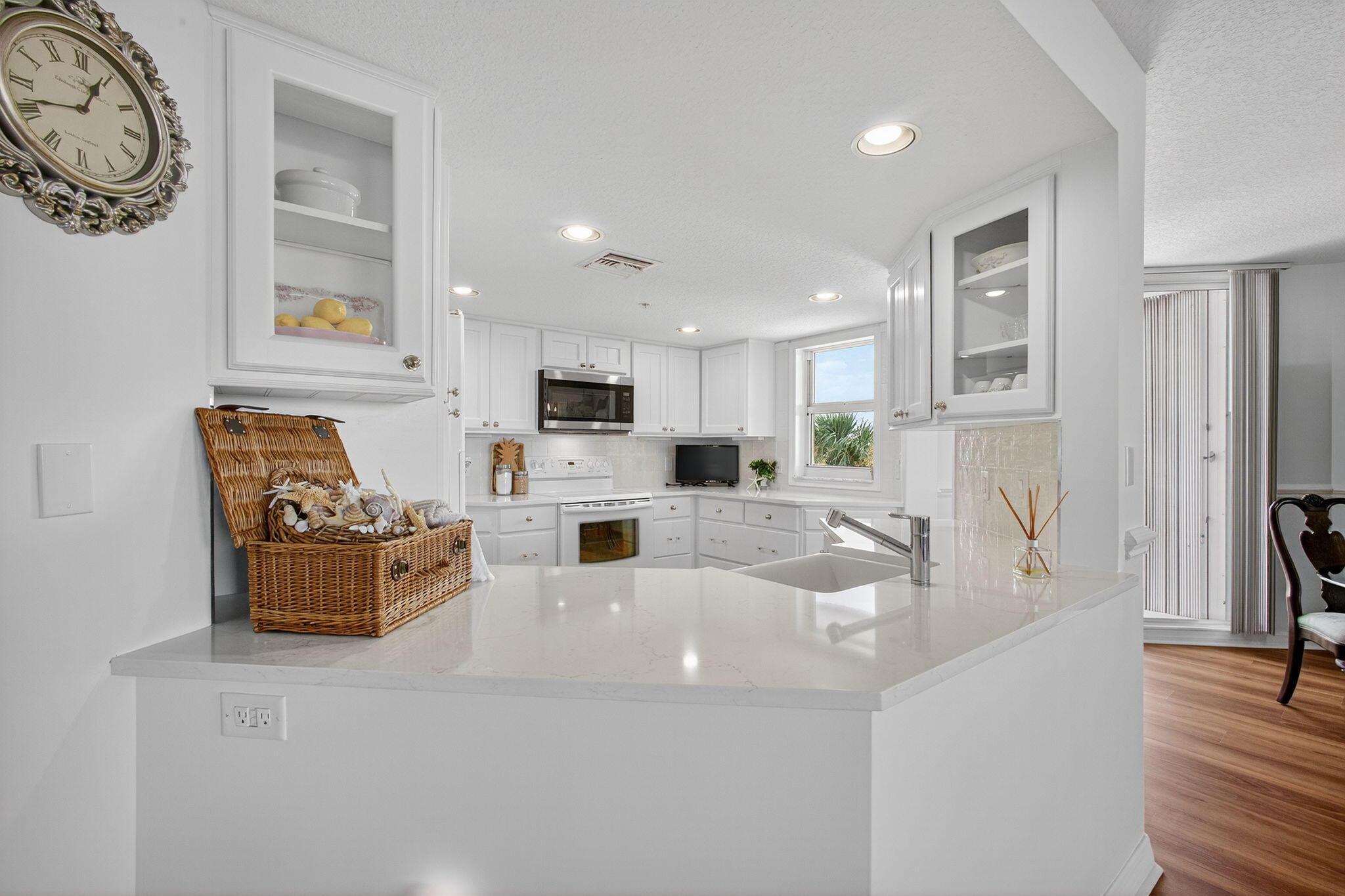 SEAWARD AT ATLANTIC VIEW CONDOMINIUM - Residential