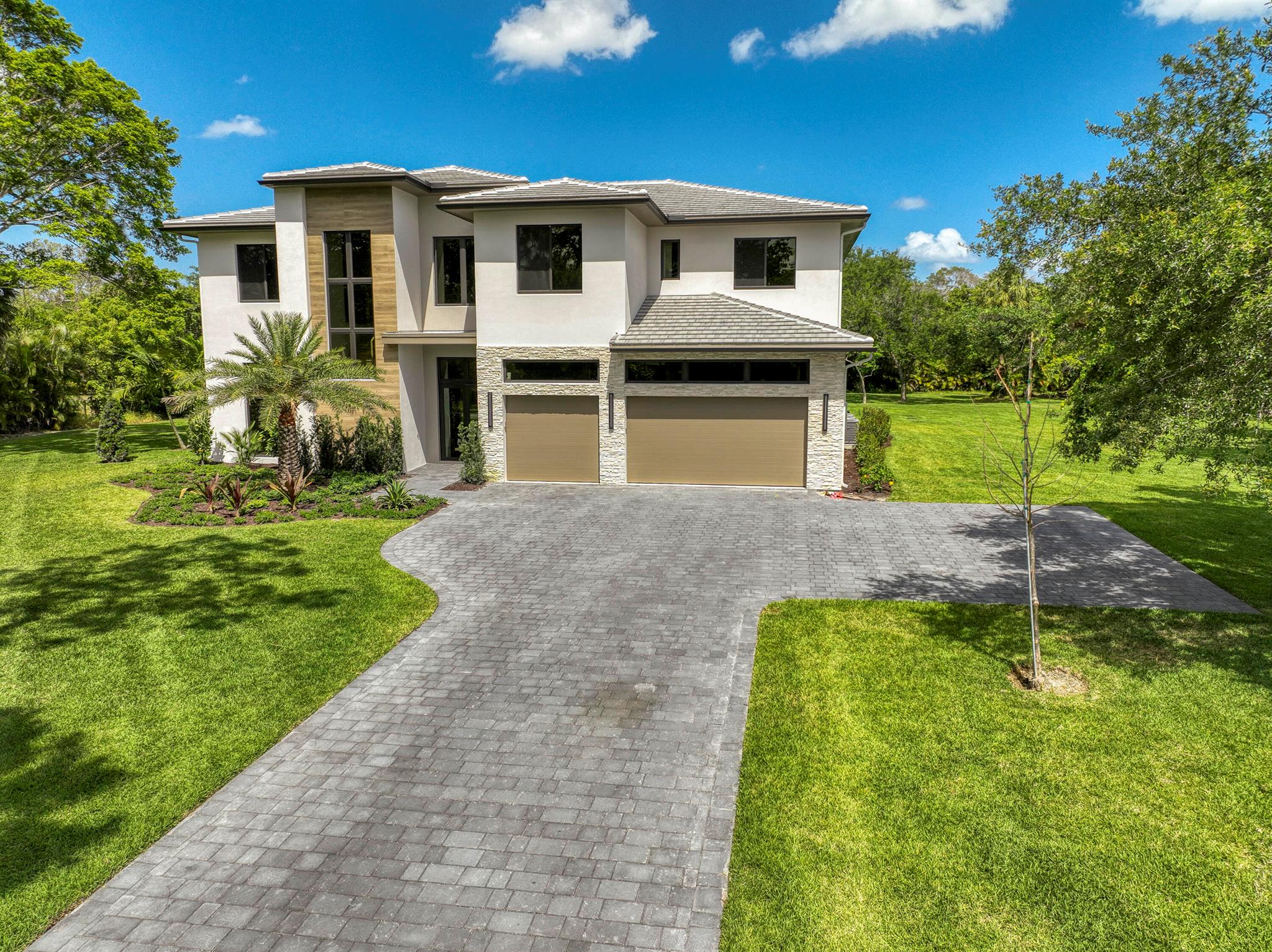 Horseshoe Acres - Residential