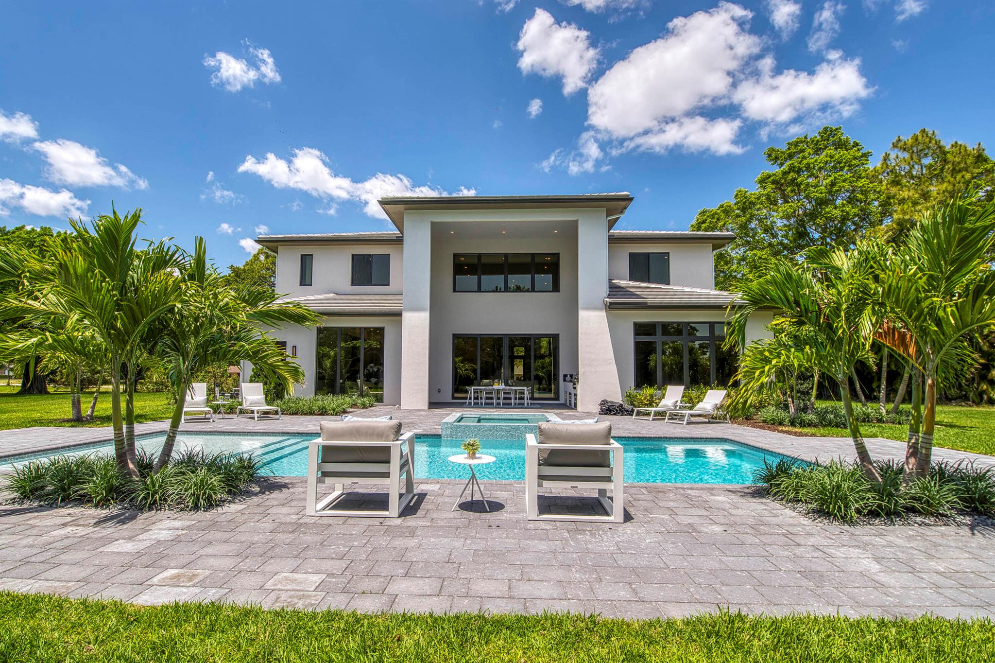 8600 Damascus Drive