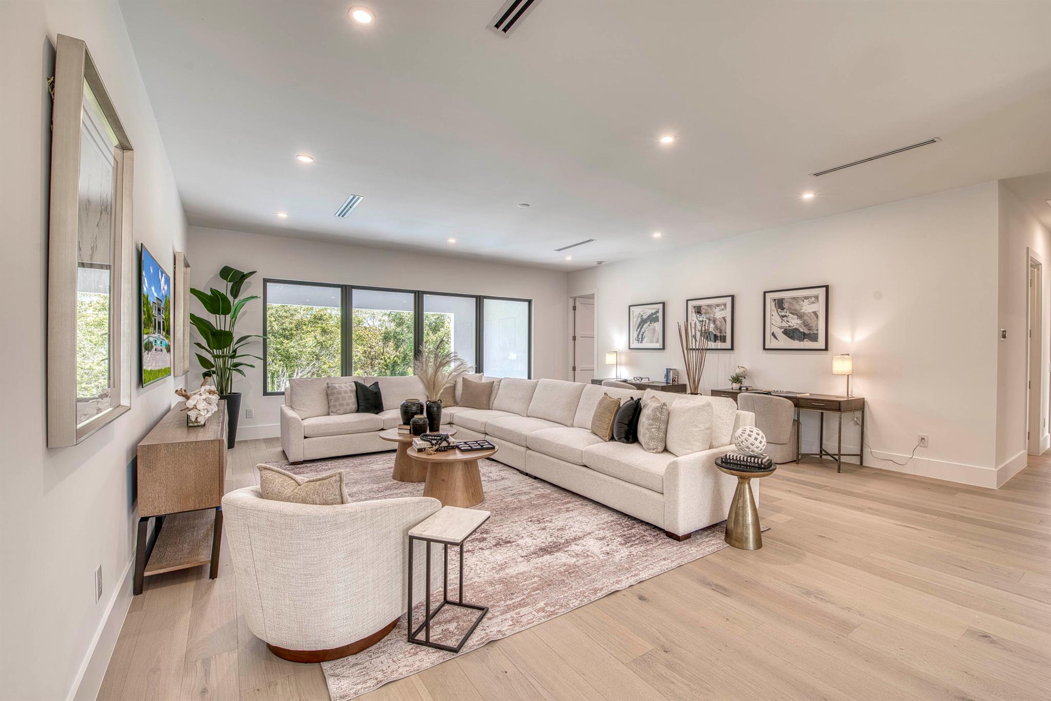 Horseshoe Acres - Residential