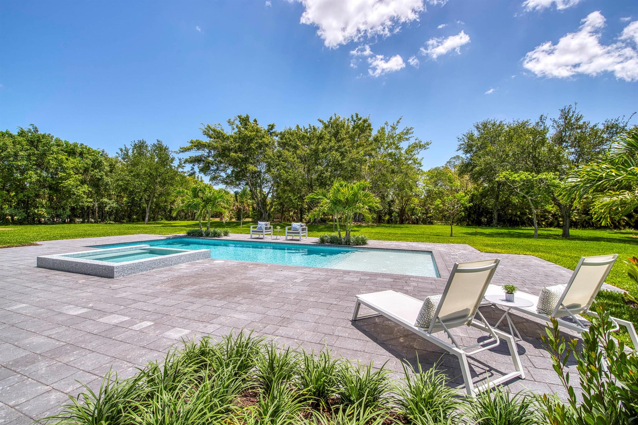 Horseshoe Acres - Residential