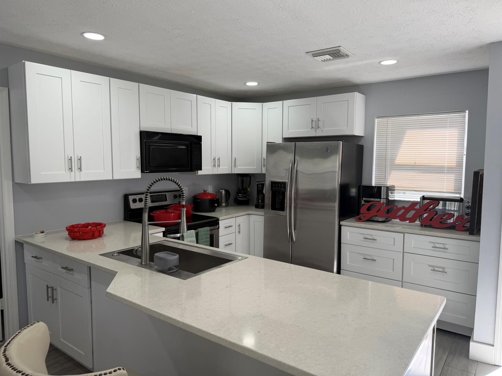 SOUTH SHORE 1 OF WELLINGT - Residential Lease