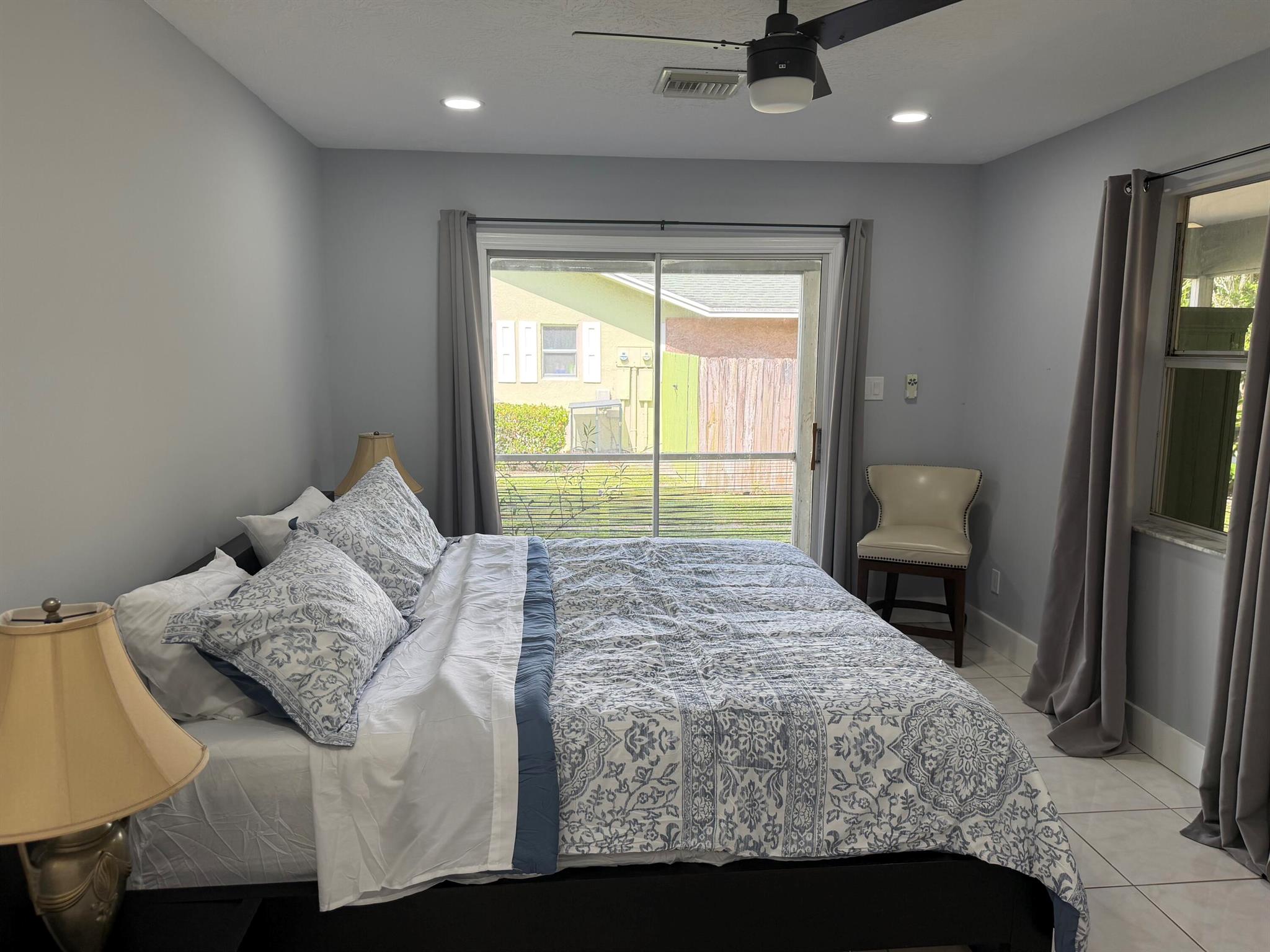 SOUTH SHORE 1 OF WELLINGT - Residential Lease