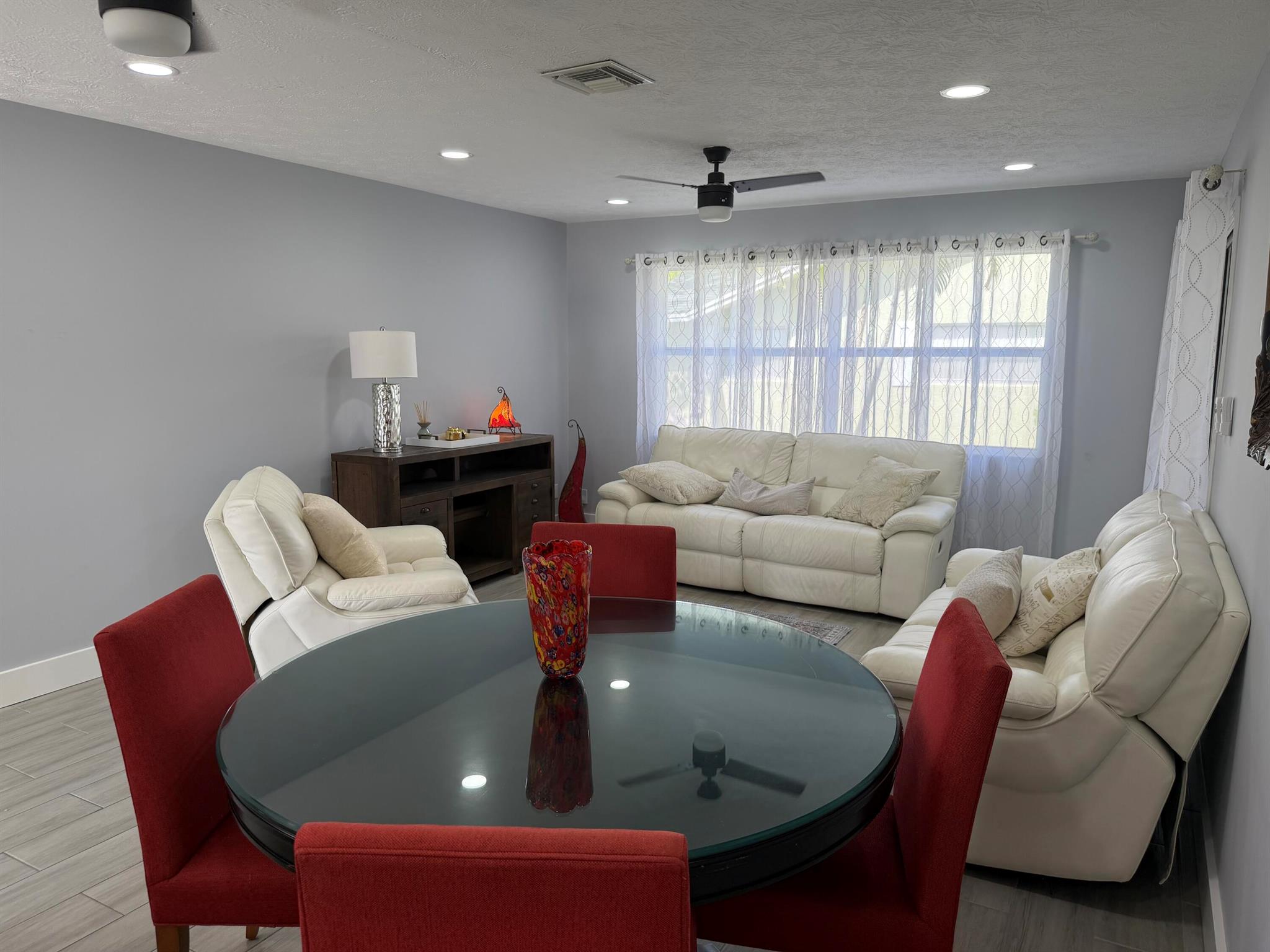 SOUTH SHORE 1 OF WELLINGT - Residential Lease