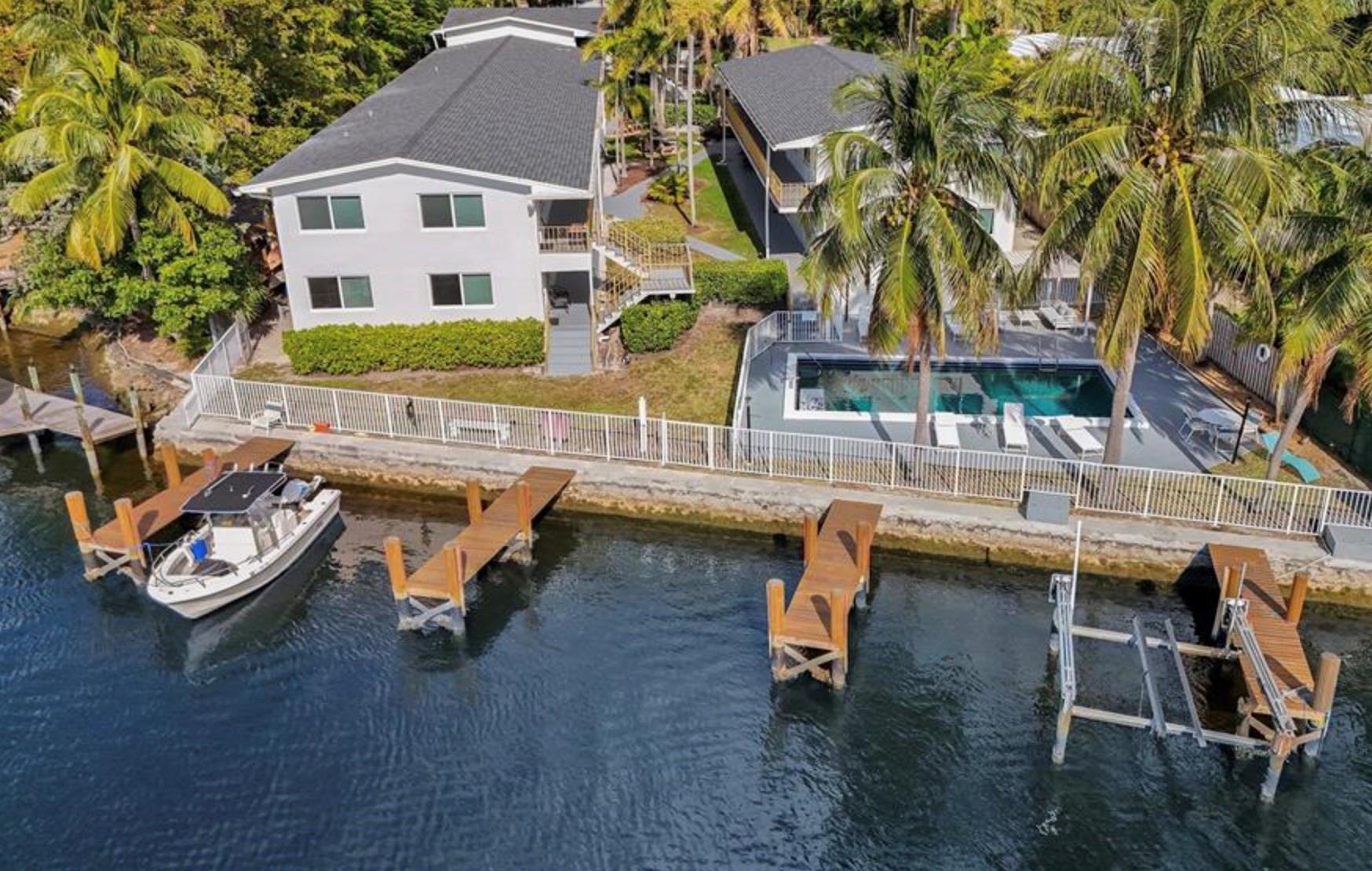 1821 Middle River Drive