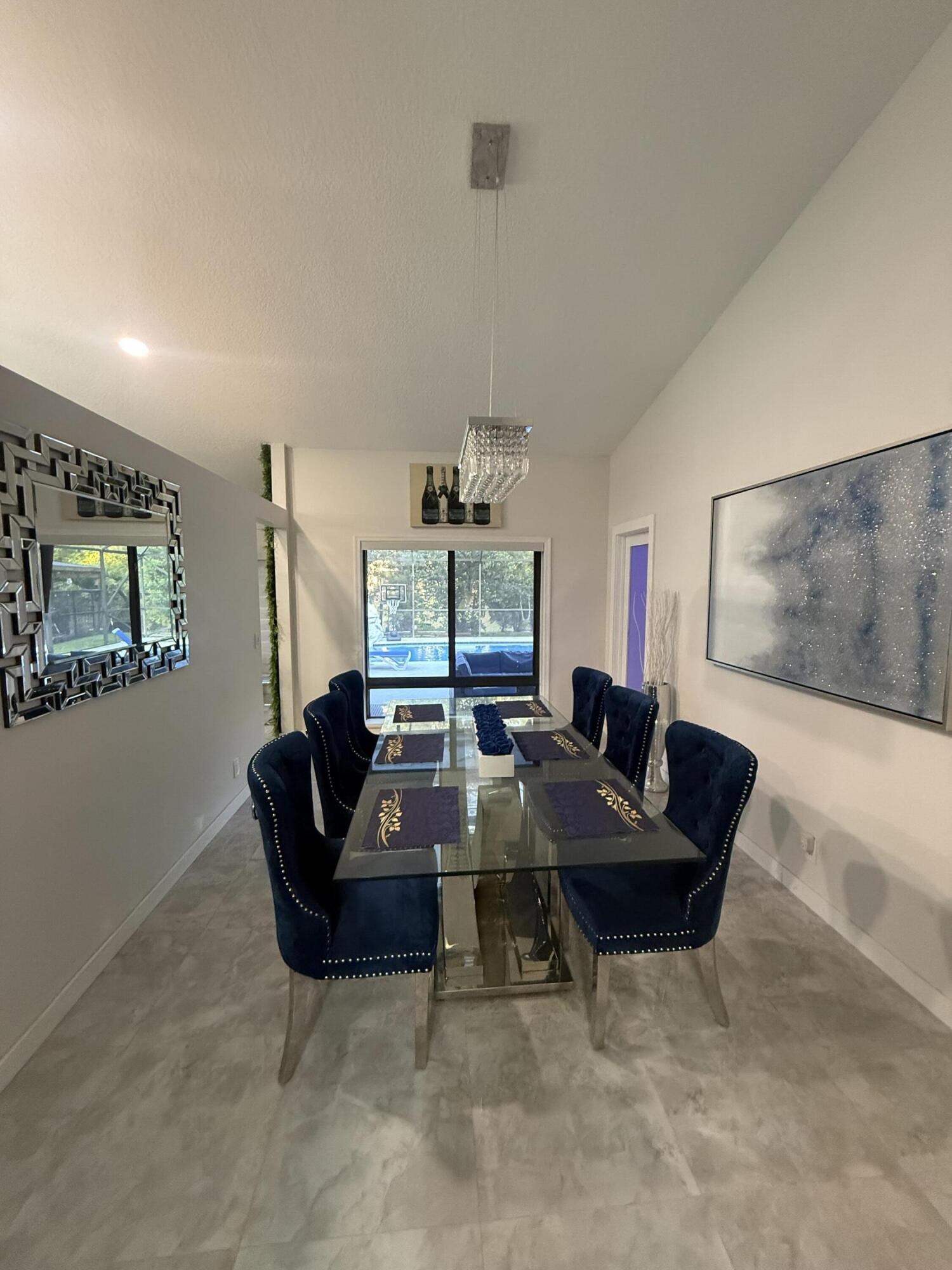 WOODSIDE ESTATES - Residential
