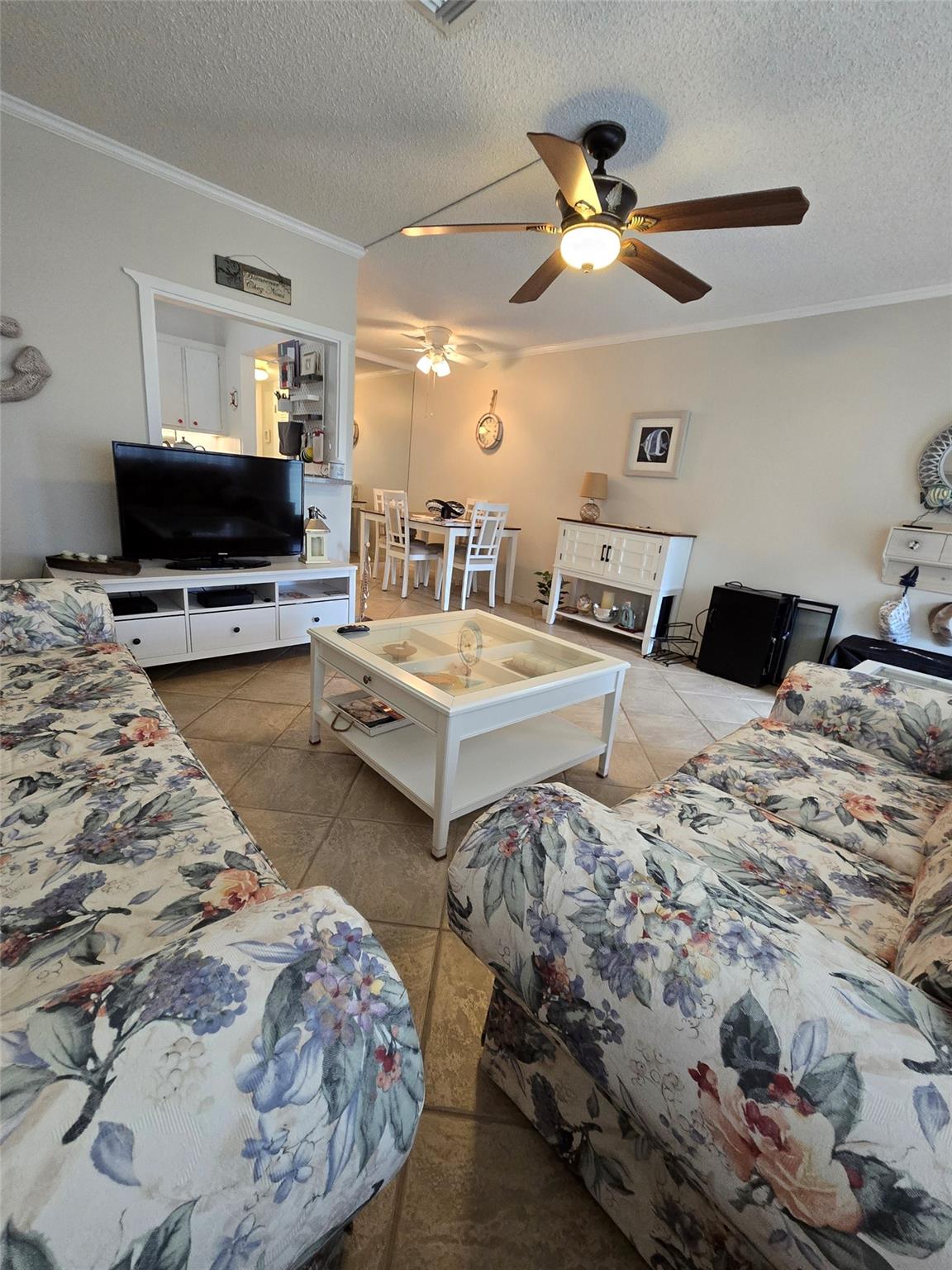 106 Prescott E 106