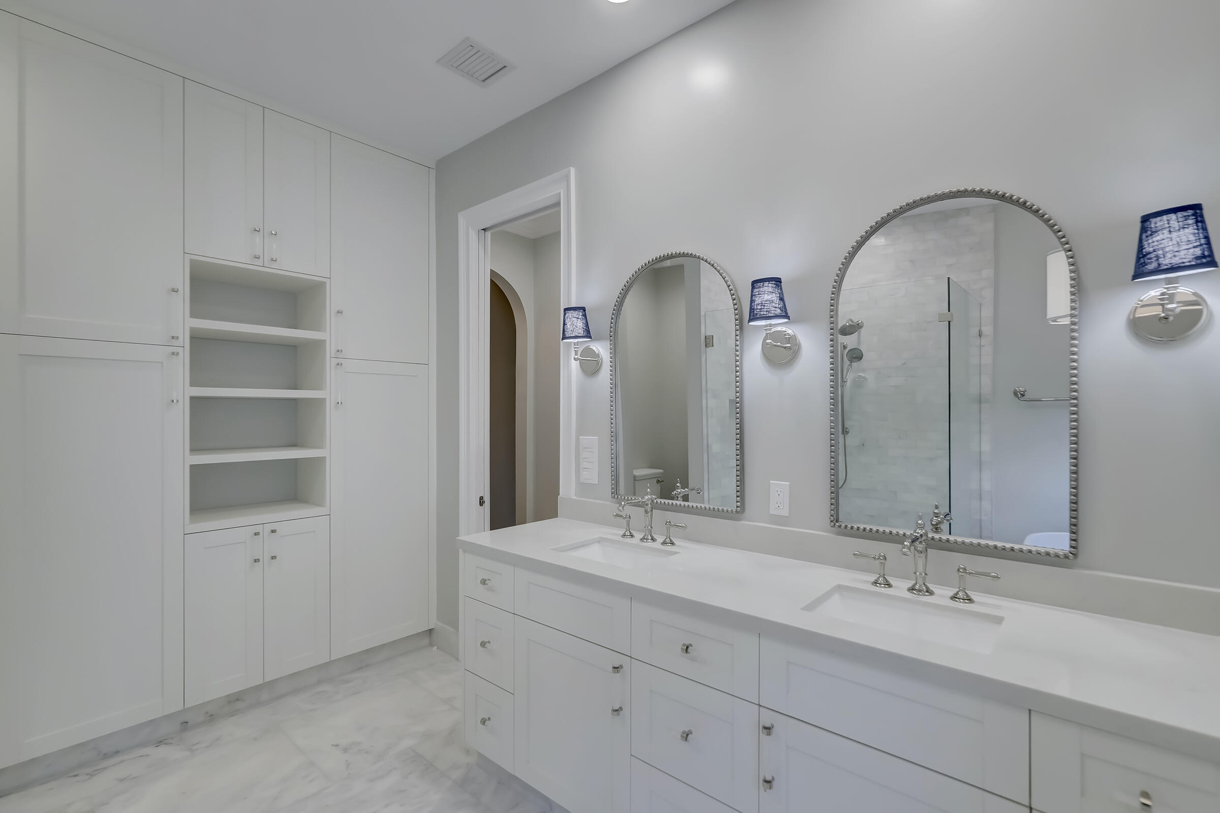 VICTORIA PARK - Residential Lease