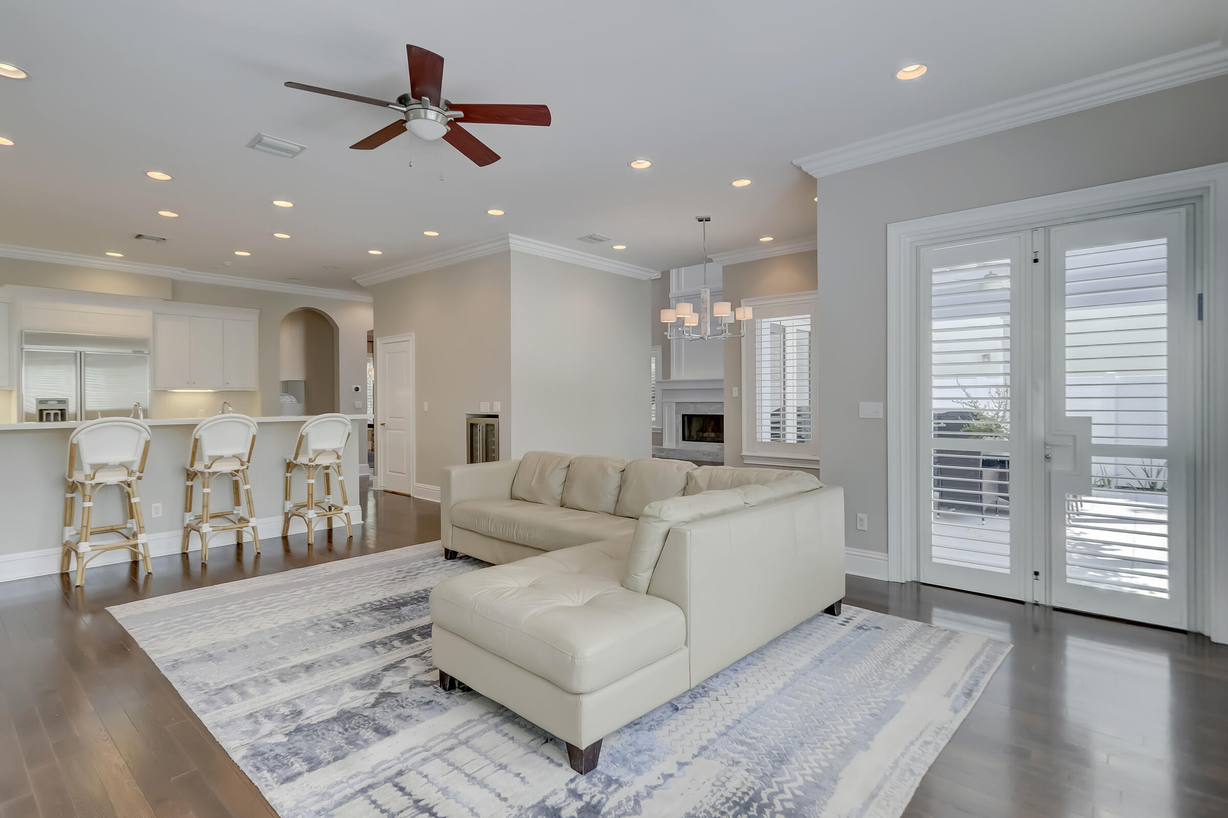 VICTORIA PARK - Residential Lease