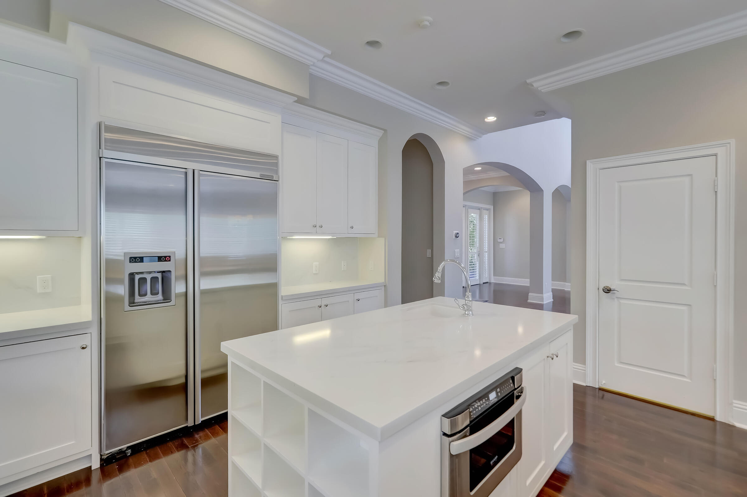 VICTORIA PARK - Residential Lease