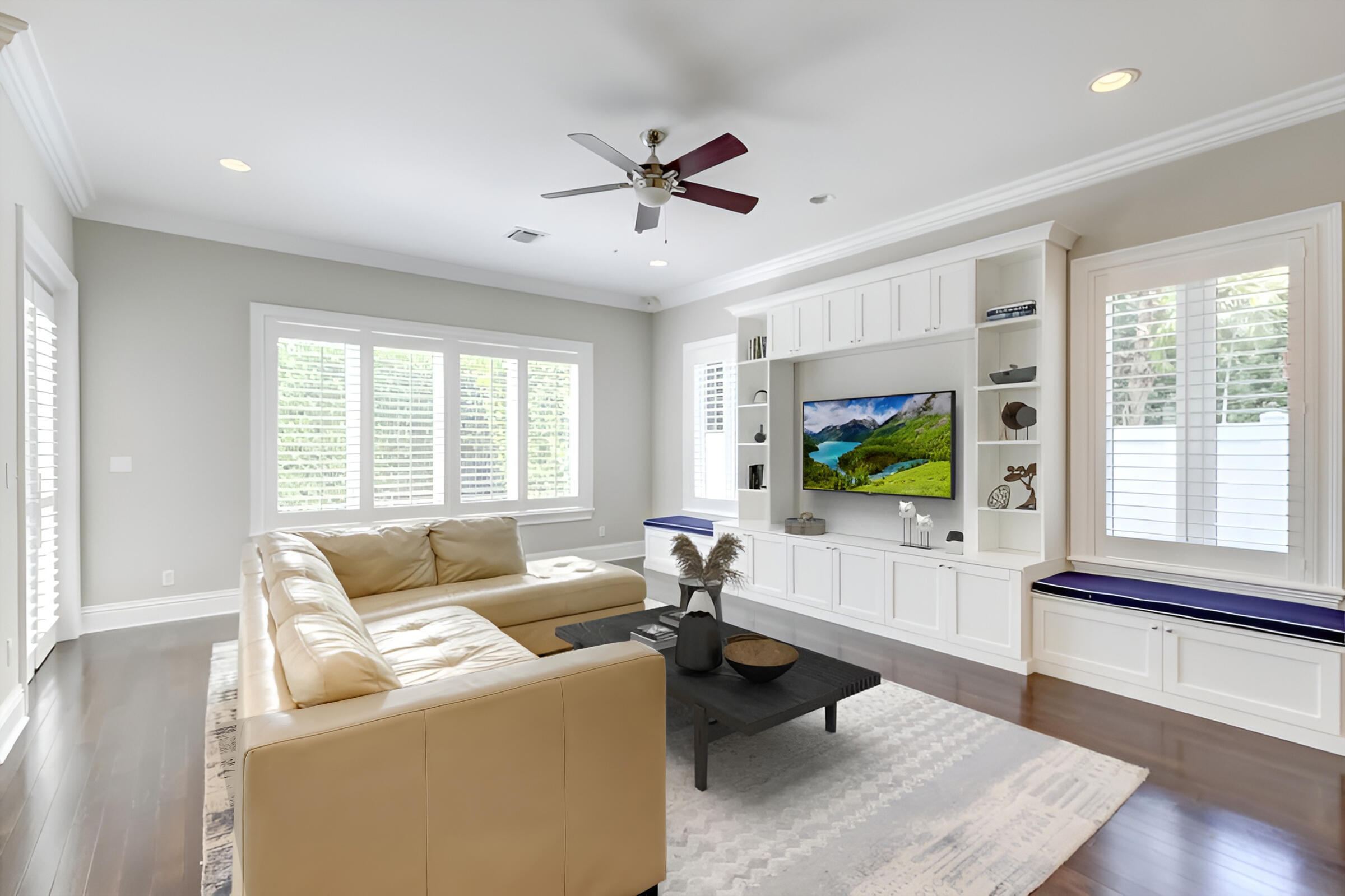VICTORIA PARK - Residential Lease