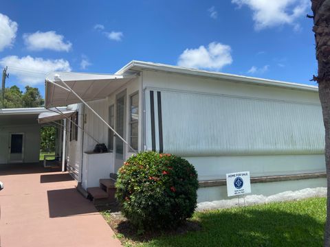 A home in Port St Lucie