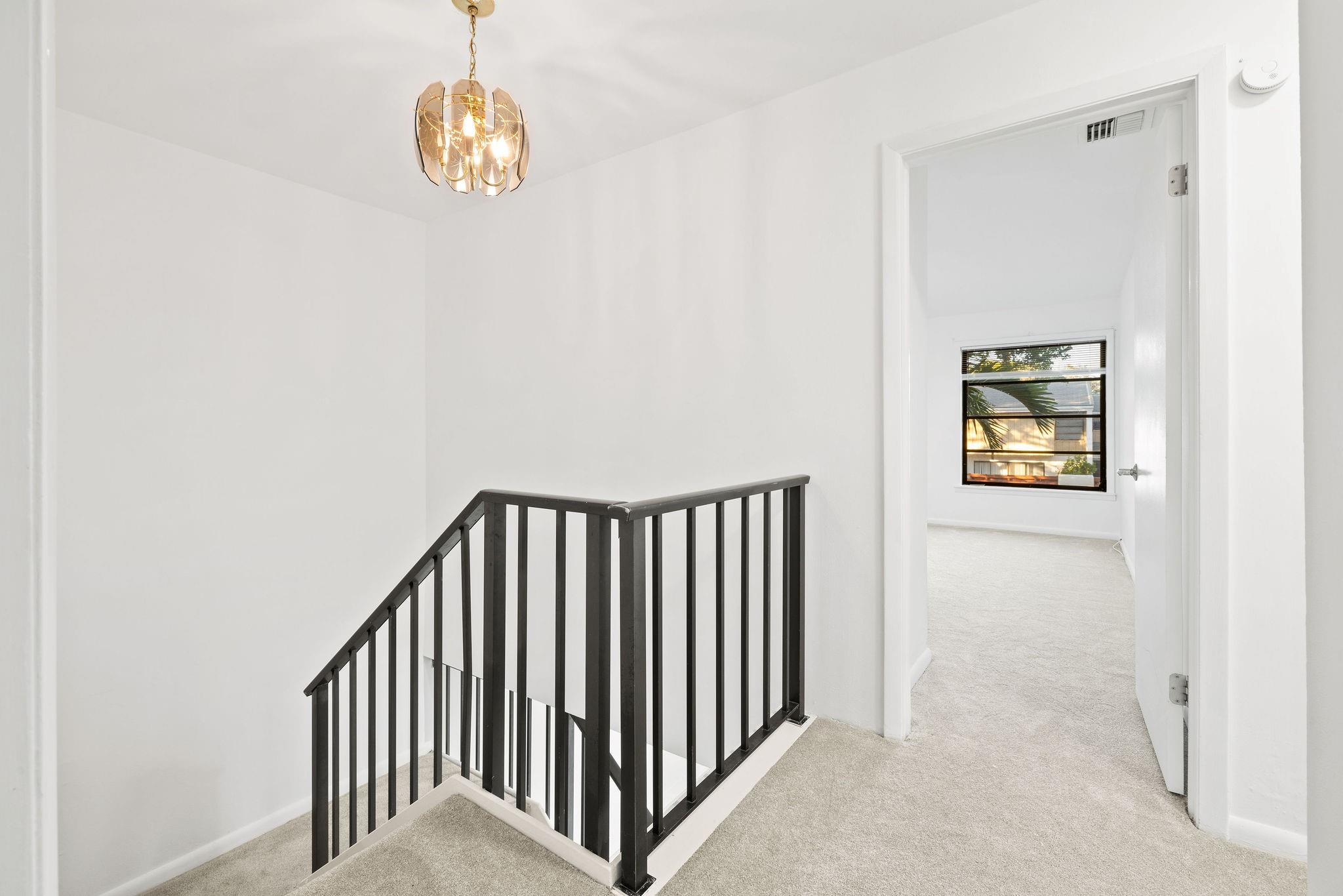 Family Twnhs Of The Lakes - Residential Lease