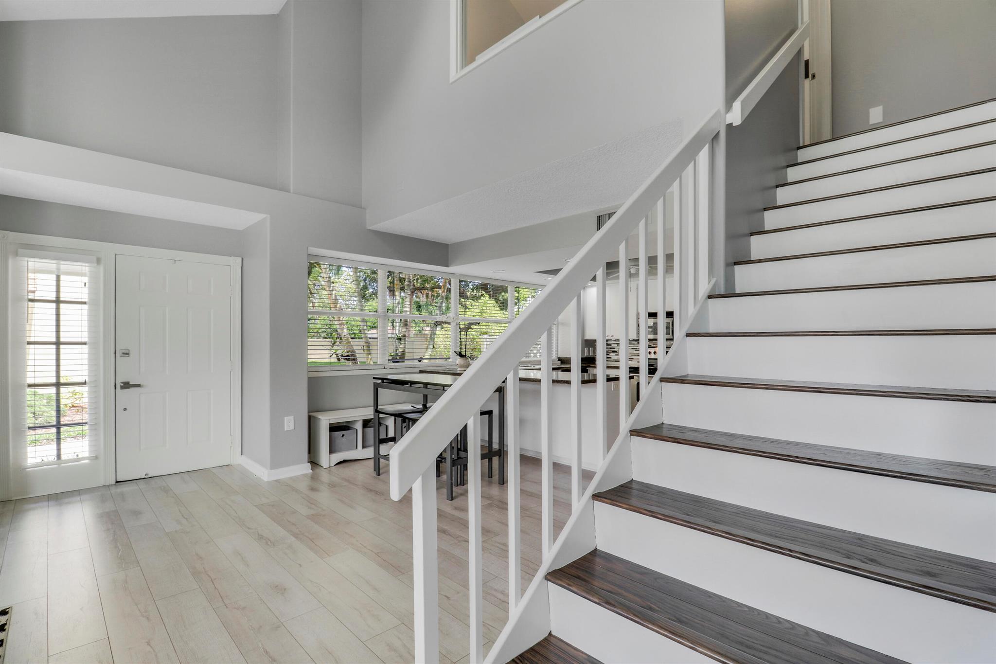 WELLESLEY AT LAKE CLARKE - Residential