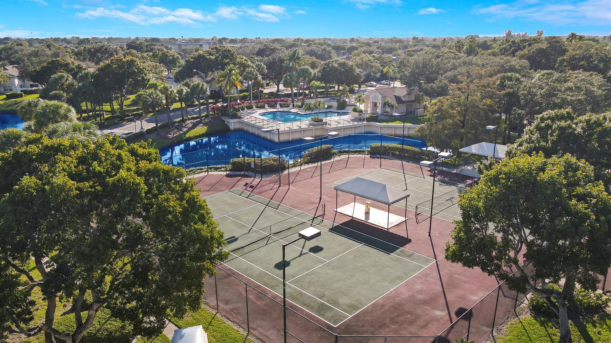 WELLESLEY AT LAKE CLARKE - Residential