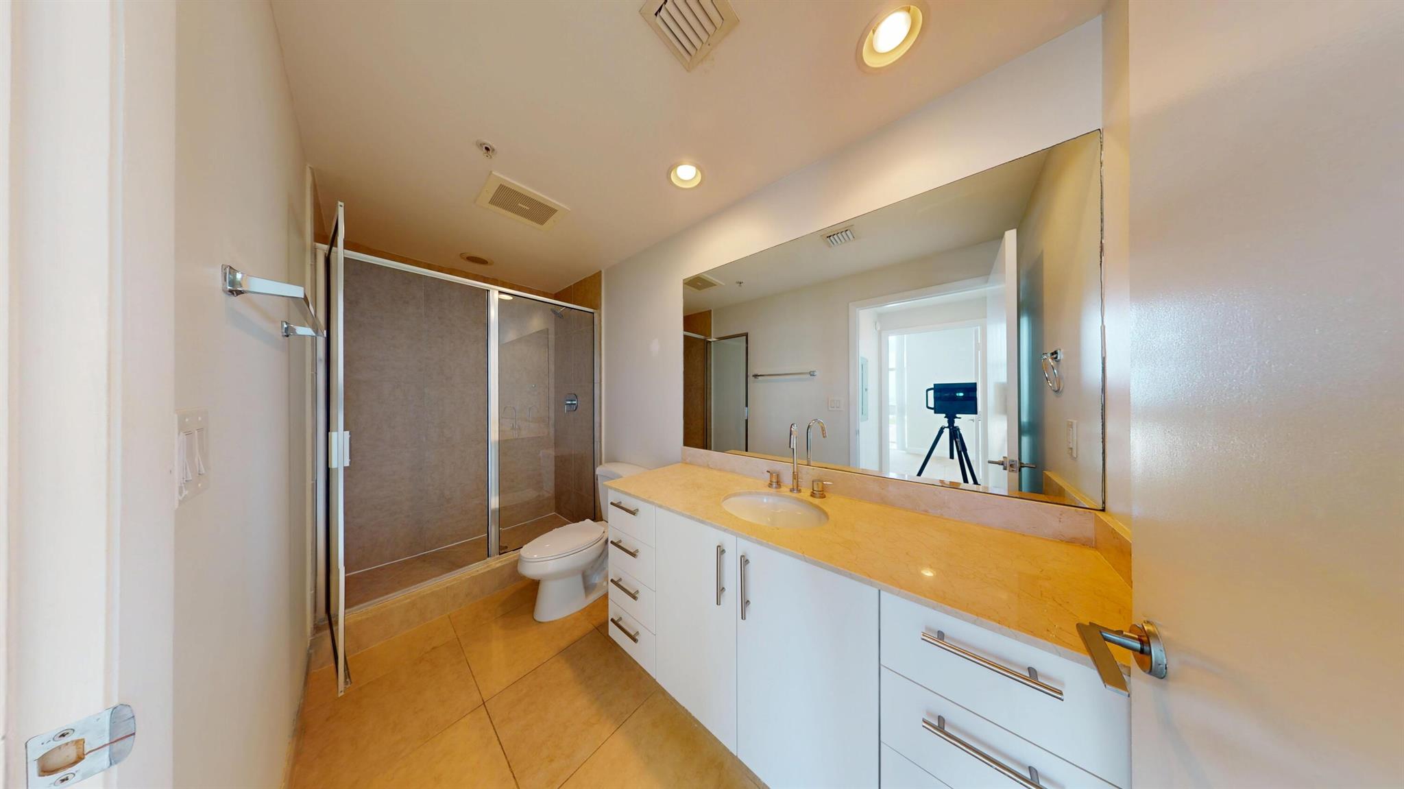 CITYPLACE SOUTH TOWER CON - Residential Lease