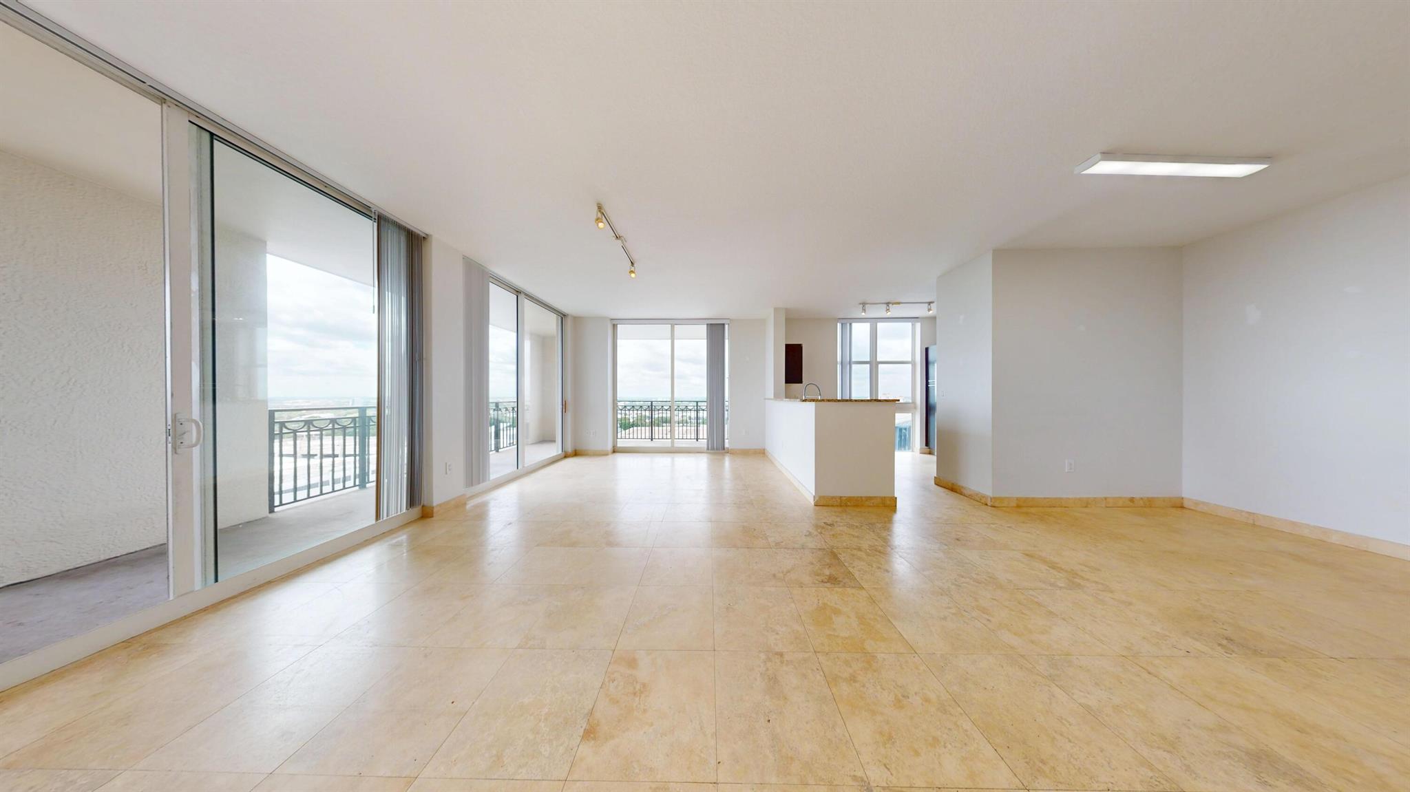 CITYPLACE SOUTH TOWER CON - Residential Lease
