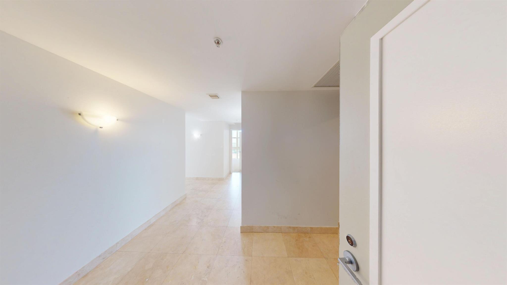 CITYPLACE SOUTH TOWER CON - Residential Lease