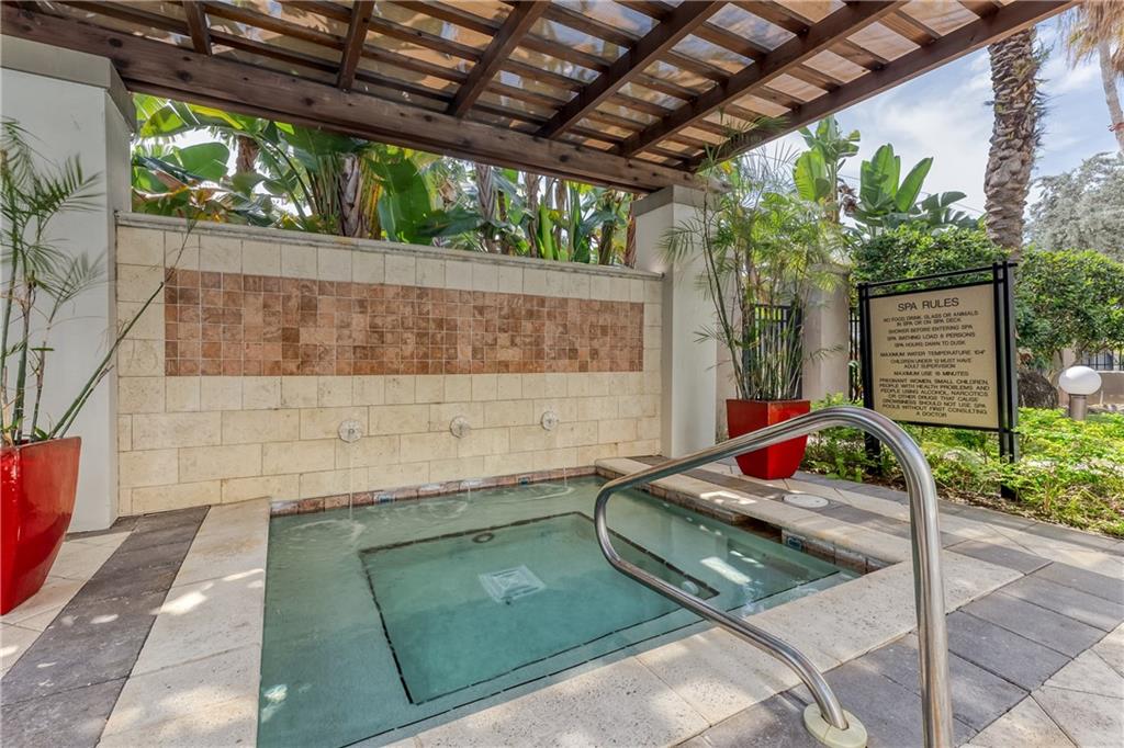 Lauderdale One - Residential