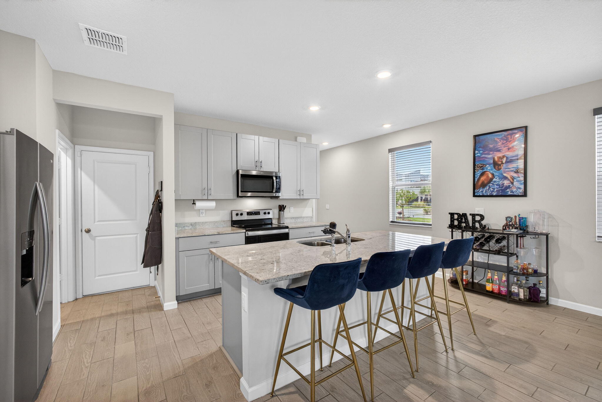 ENCLAVE AT MANGONIA PARK - Residential