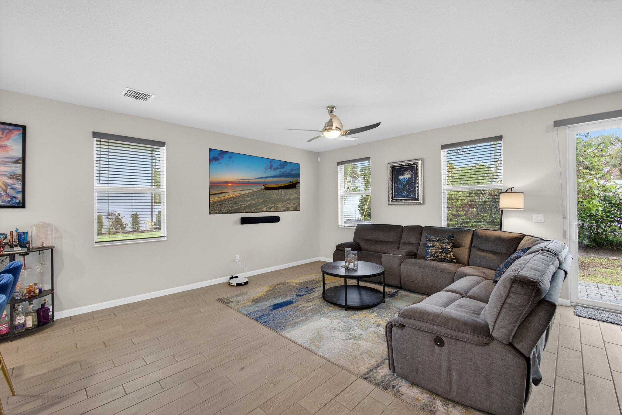 ENCLAVE AT MANGONIA PARK - Residential