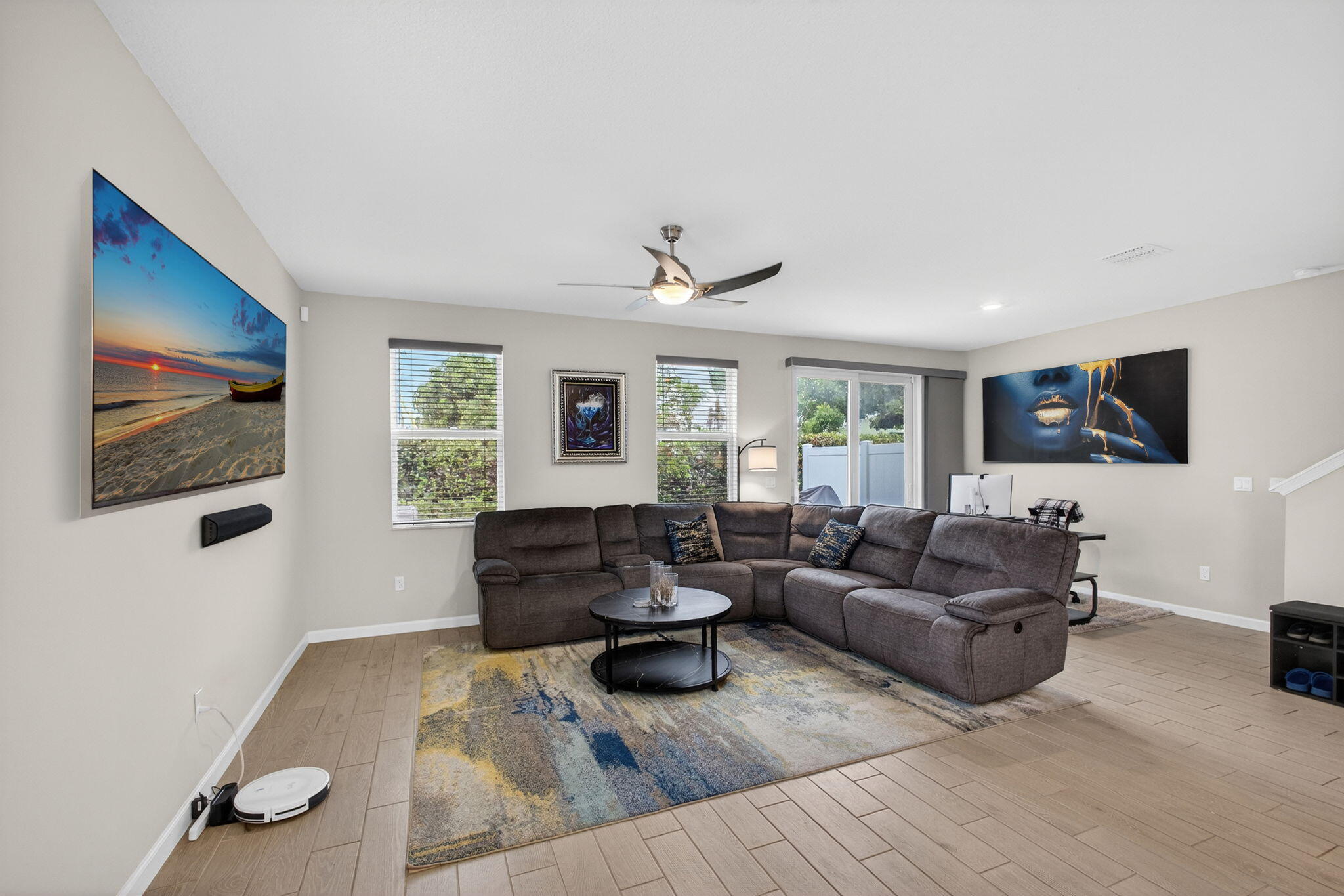 ENCLAVE AT MANGONIA PARK - Residential