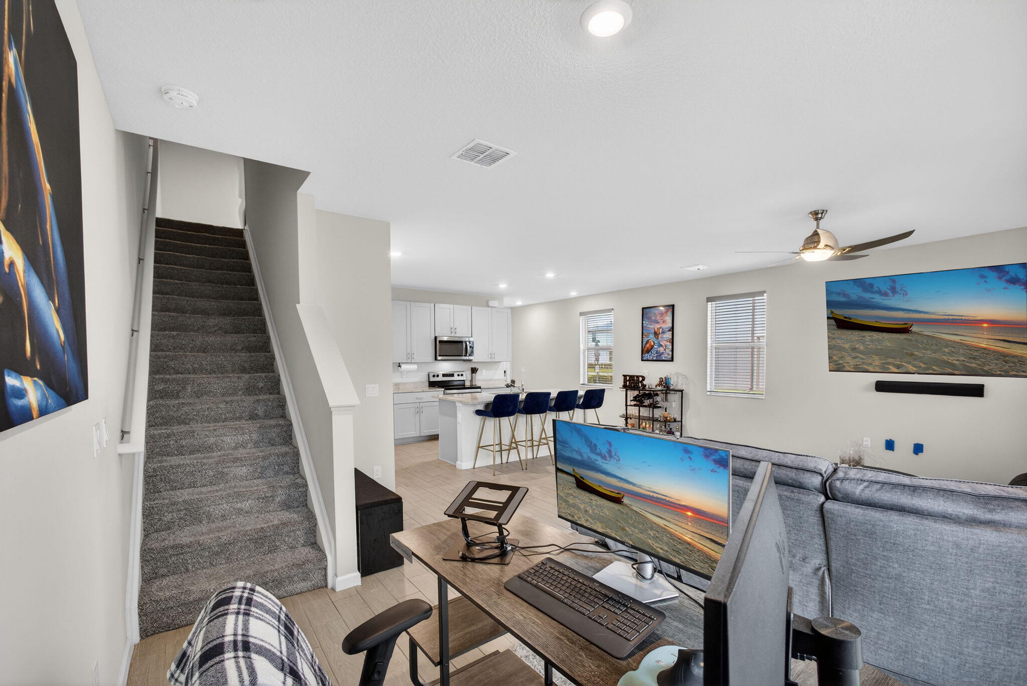 ENCLAVE AT MANGONIA PARK - Residential