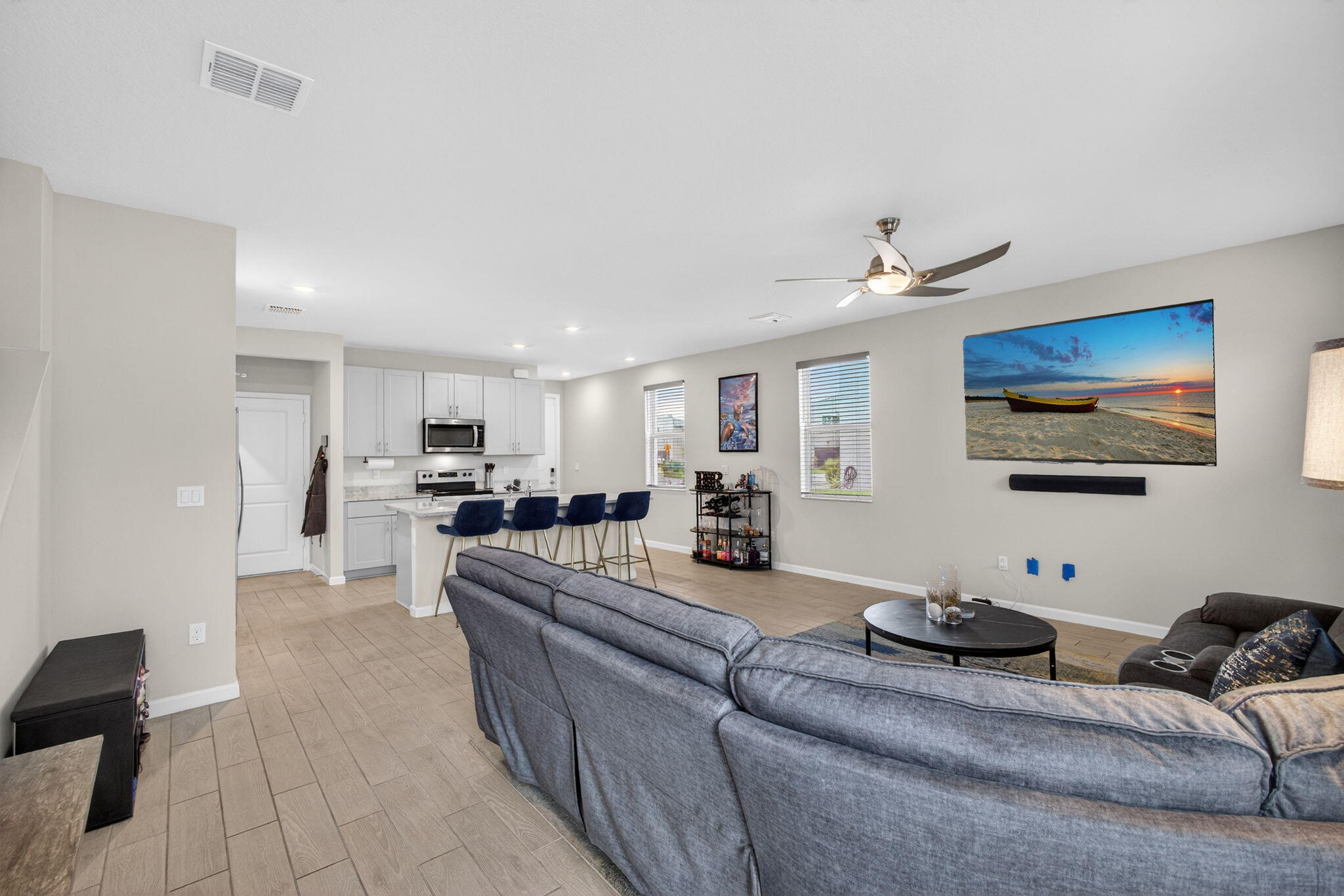 ENCLAVE AT MANGONIA PARK - Residential