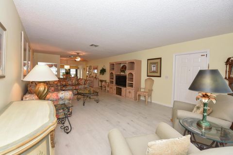 Condominium in Boynton Beach FL 4205 Mango Tree Court Ct 2.jpg