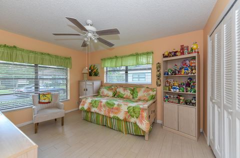 Condominium in Boynton Beach FL 4205 Mango Tree Court Ct 11.jpg