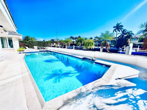 10 Isla Bahia Dr, Fort Lauderdale, FL MLS: F10499910