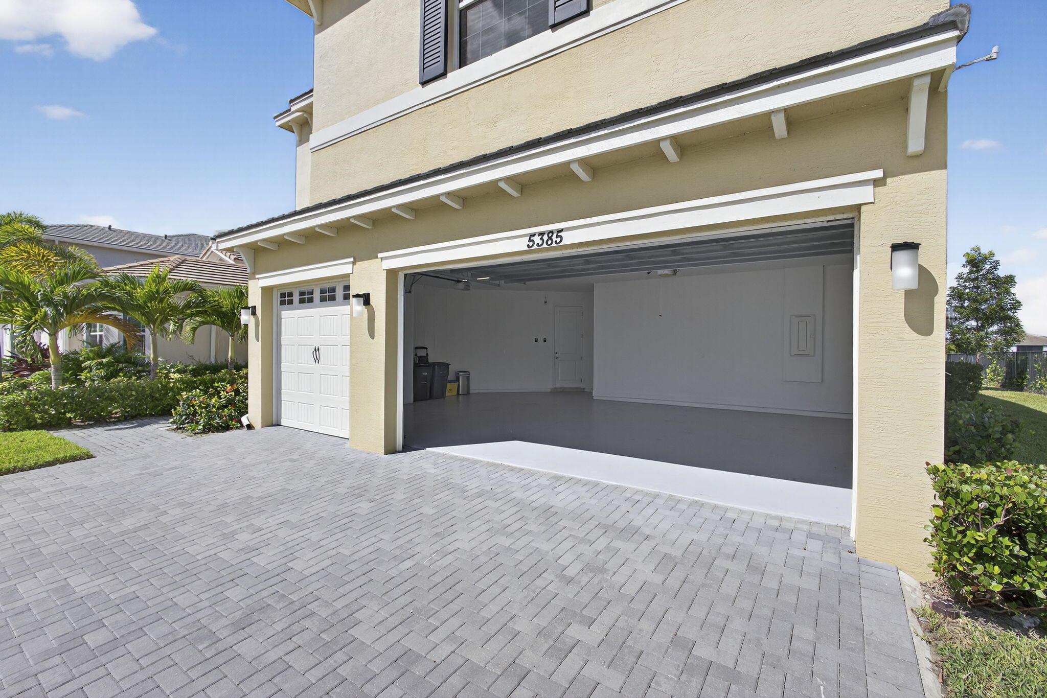 ORCHARDS OF WESTLAKE PHAS - Residential