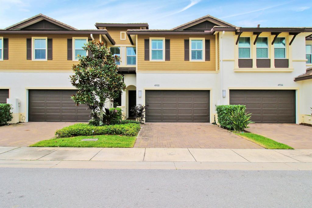 Photo of 4932 Pointe Midtown Way, Palm Beach Gardens, FL 33418 (MLS # R10965119)