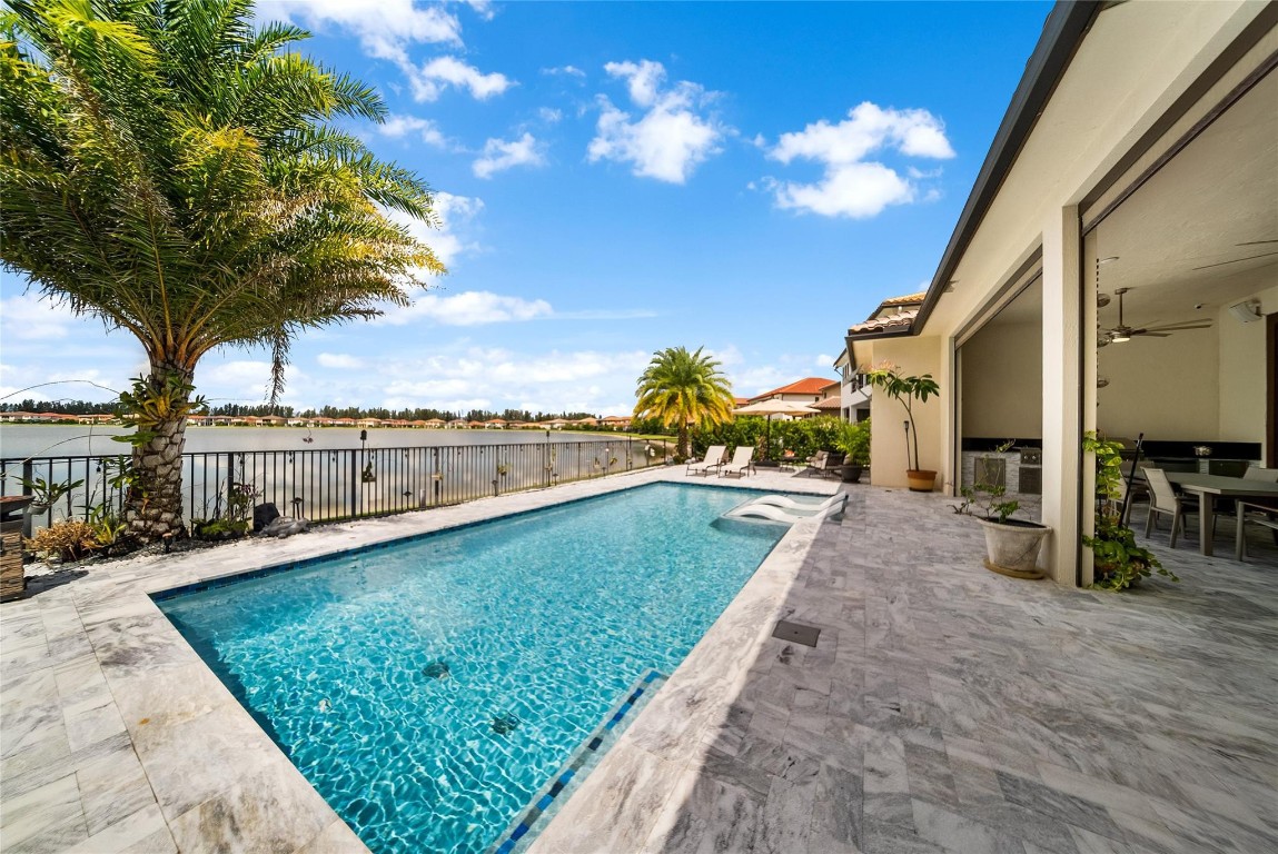 Parkland Bay - Residential