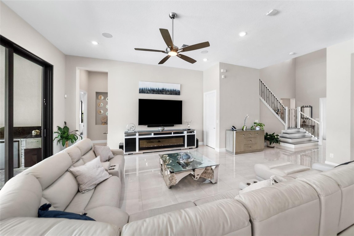 Parkland Bay - Residential