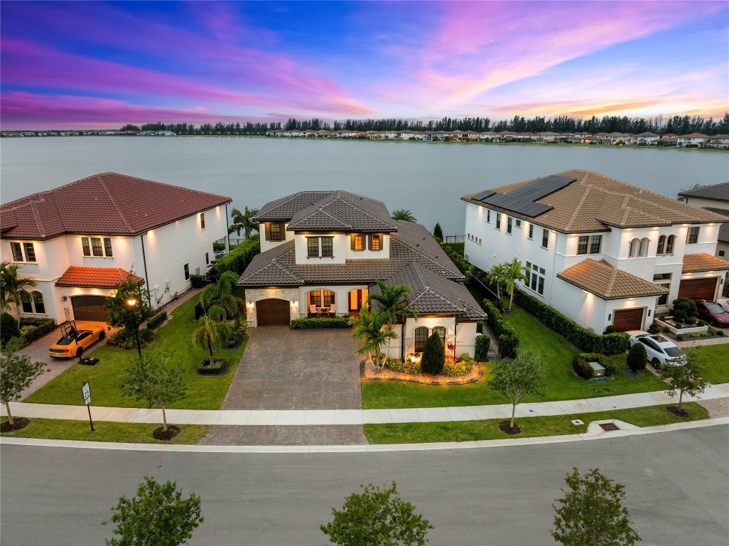 Parkland Bay - Residential