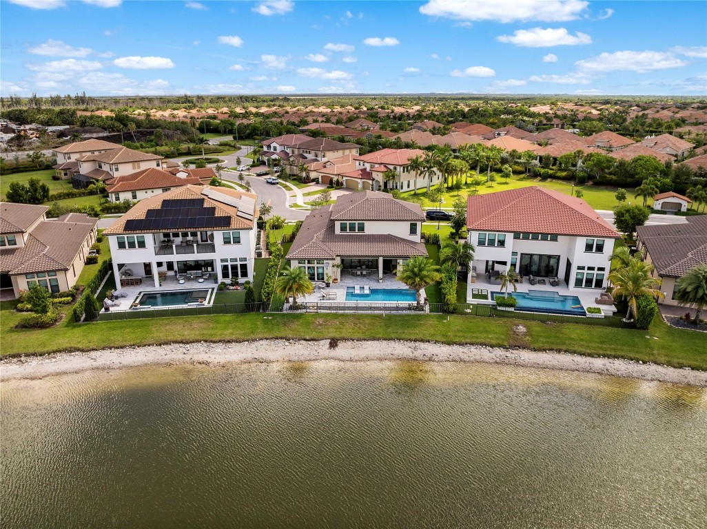 Parkland Bay - Residential