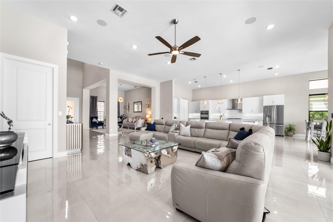 Parkland Bay - Residential