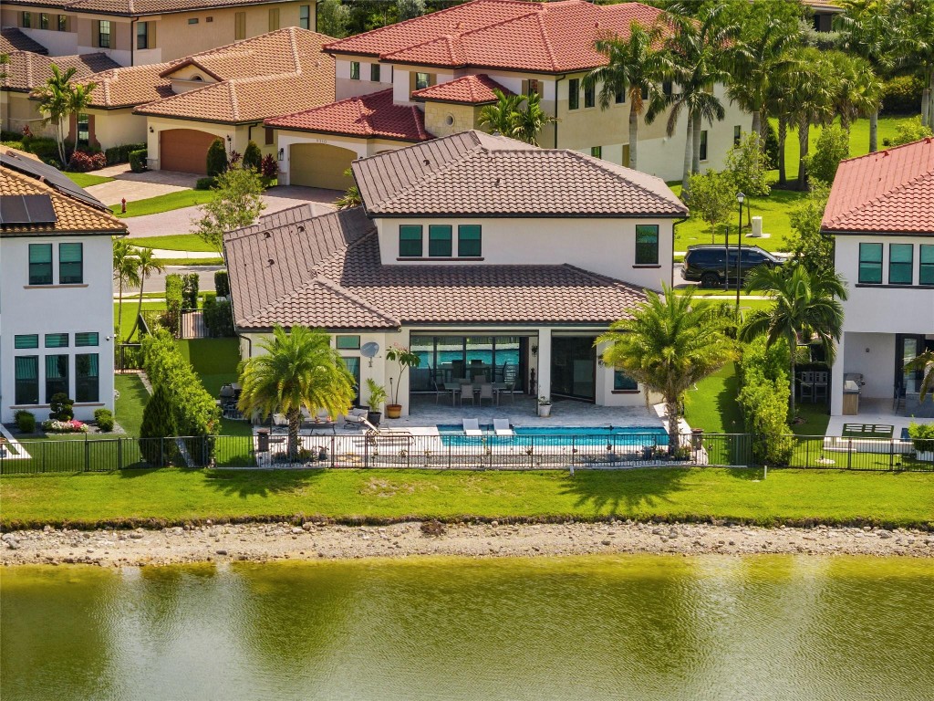 Parkland Bay - Residential