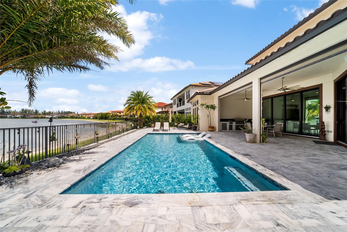 Parkland Bay - Residential