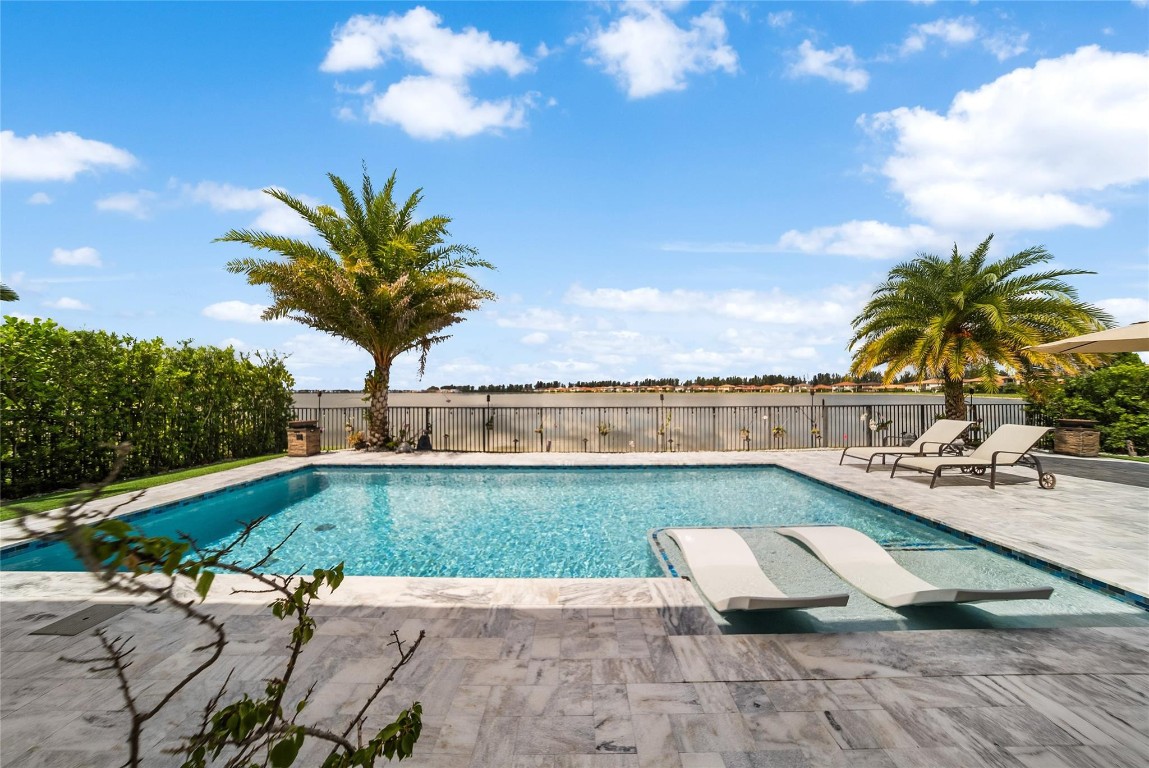 Parkland Bay - Residential