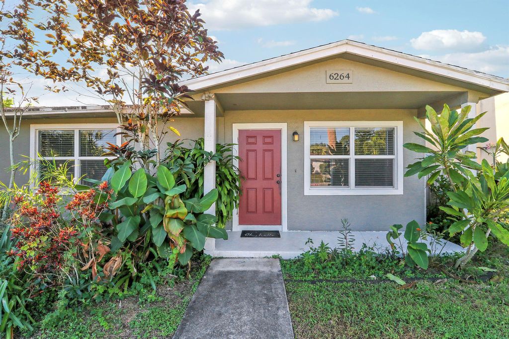 Photo of 6264 Allen Street, Jupiter, FL 33458 (MLS # R11141022)