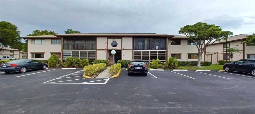 FIRST FLOOR CORNER 2/2 + DEN **GOLDEN YEARS are to be enjoyed. BELFORT in Kings Point 55+ offers all of that and more, huge Clubhouse with tons of amenities. Theater, shows, Courtesy Bus. This unit has so much to offer, all tiled FLOORS, DEN can also be used as a 3rd Bedroom, 2 FULL upgraded bathrooms, a huge patio to enjoy reading, your morning coffee or tea, or just sit and enjoy a quiet time. Full WASHER AND DRYER in unit. Furniture'd if buyer wants it, minus some personal items. Complex has a satellite pool just steps from unit & This is a 24-HOUR SECURITY gated community. Grounds are beautifully kept. Easy access to the Sawgrass Mall, restaurants, movies, everything. MONTHLY FEES includes water, trash, cable, internet, pest control and more!! *TRASH RECEPTACLE & MAILBOXES NEAR UNIT*