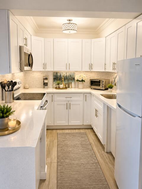 371 SW 8TH 0011